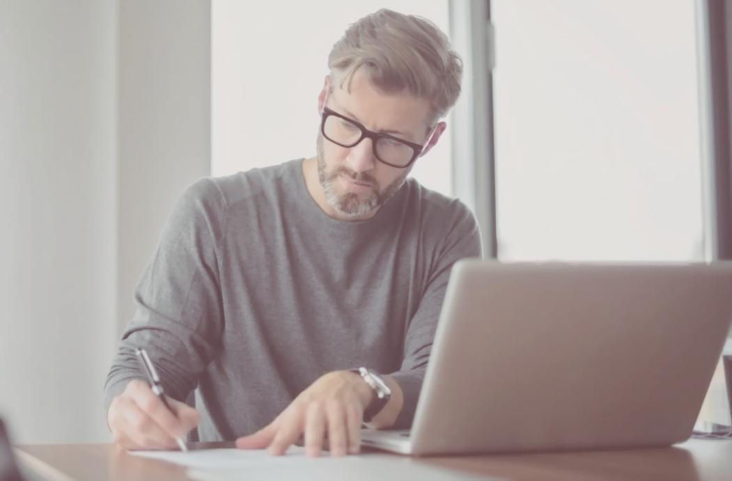 Retail marketing scenario planning and decision-making process